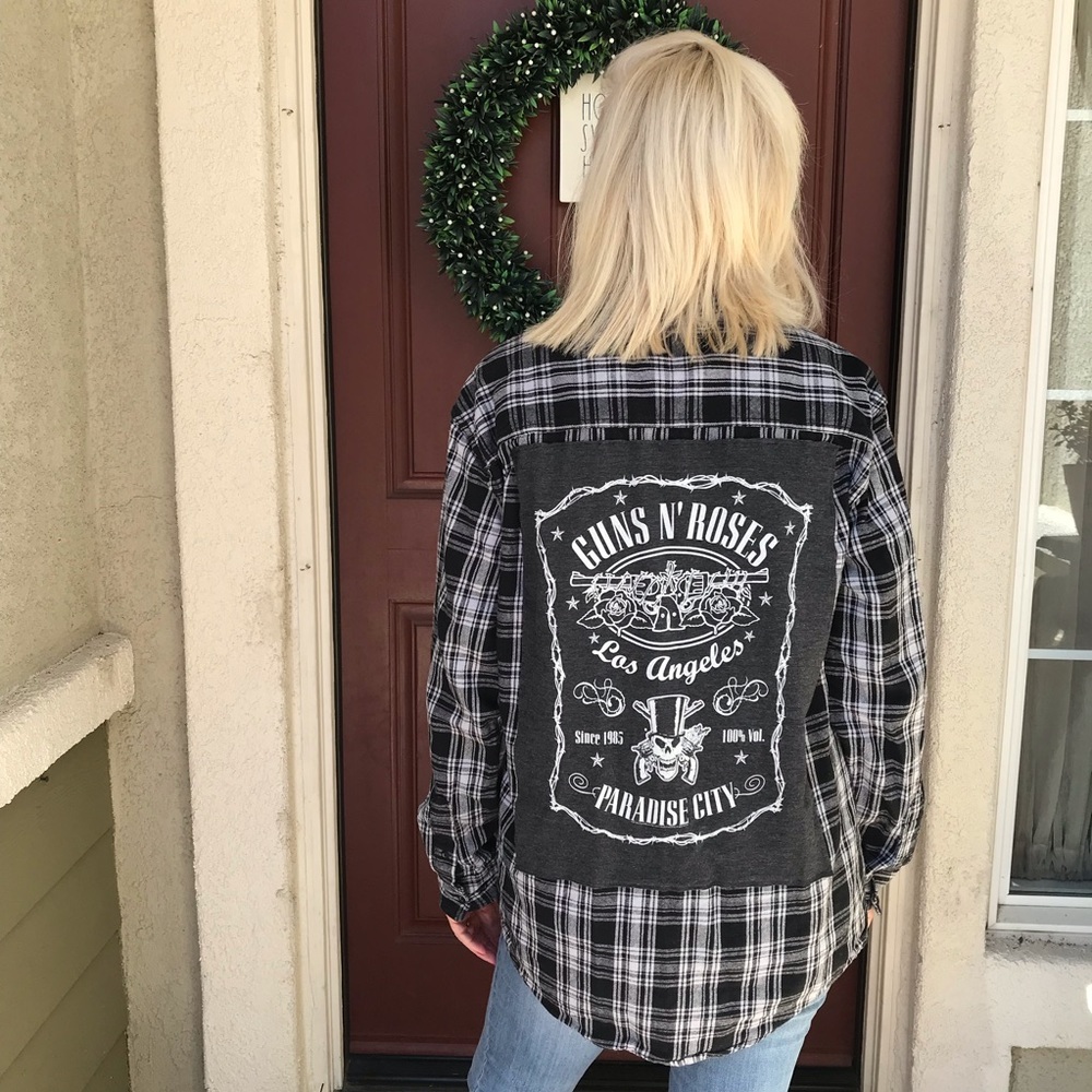 ✨Custom Made Guns N Roses Flannel Size Large